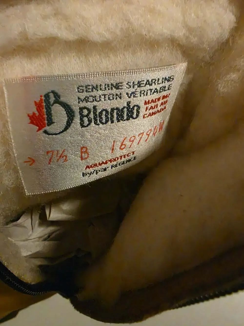 Blondo Canada vintage blondo